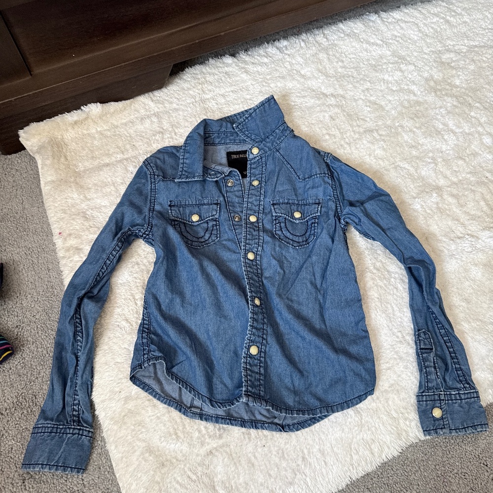 Girls size 5 True Religion Jean shirt